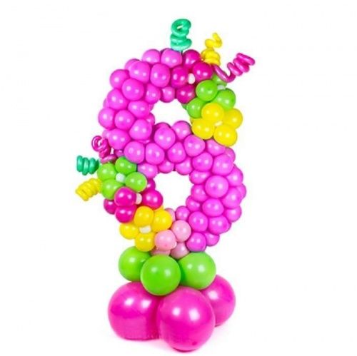 Цифра "8", плетённая из шаров