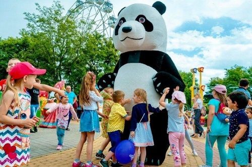 Огромная панда